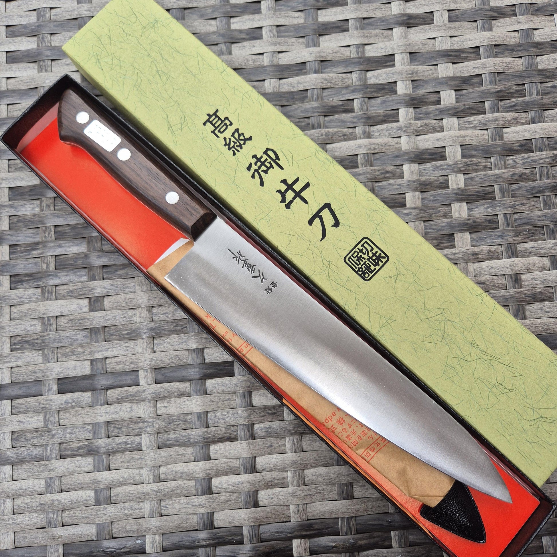 210mm Tsubanashi Gyuto
