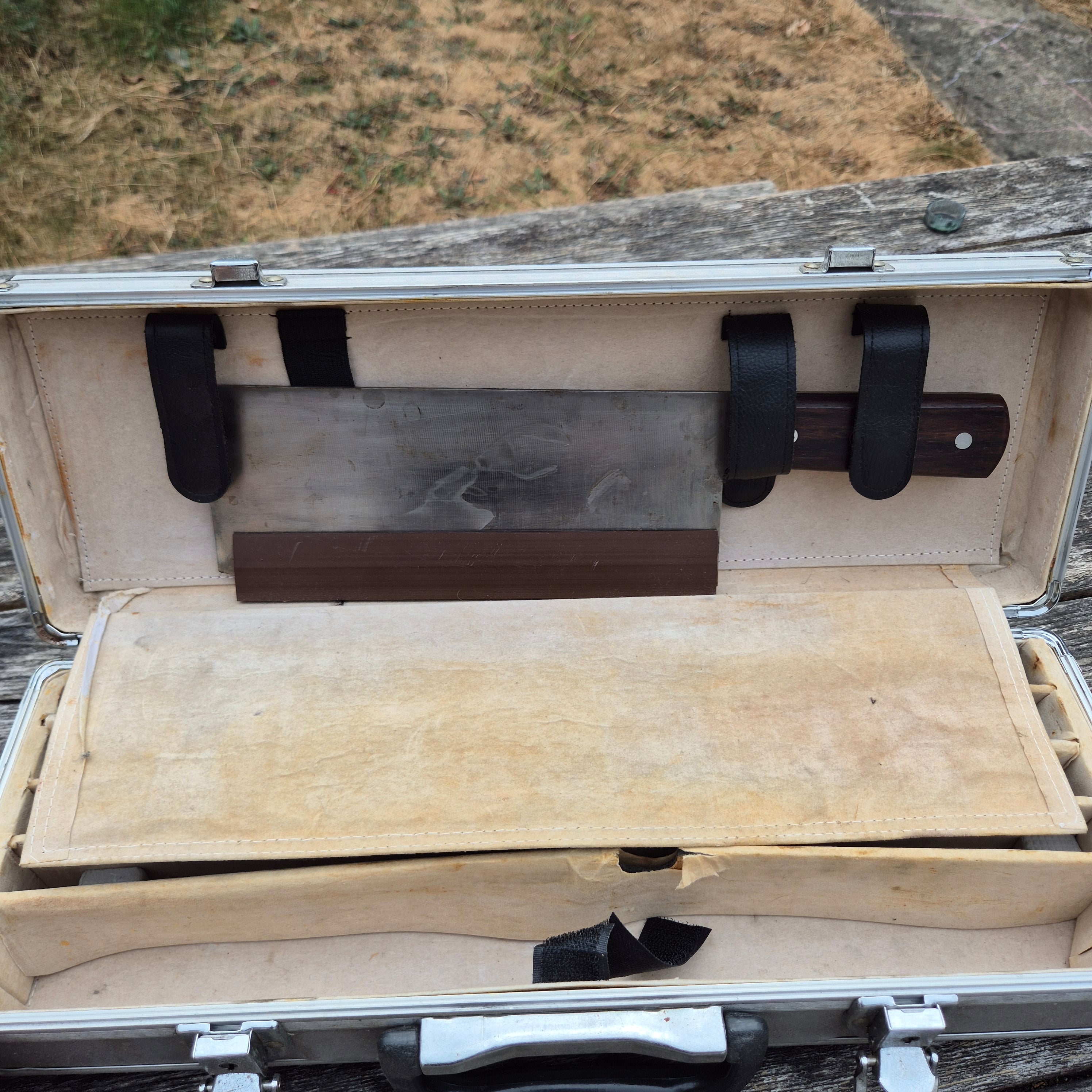 40slots Knife case with Chinese knife included