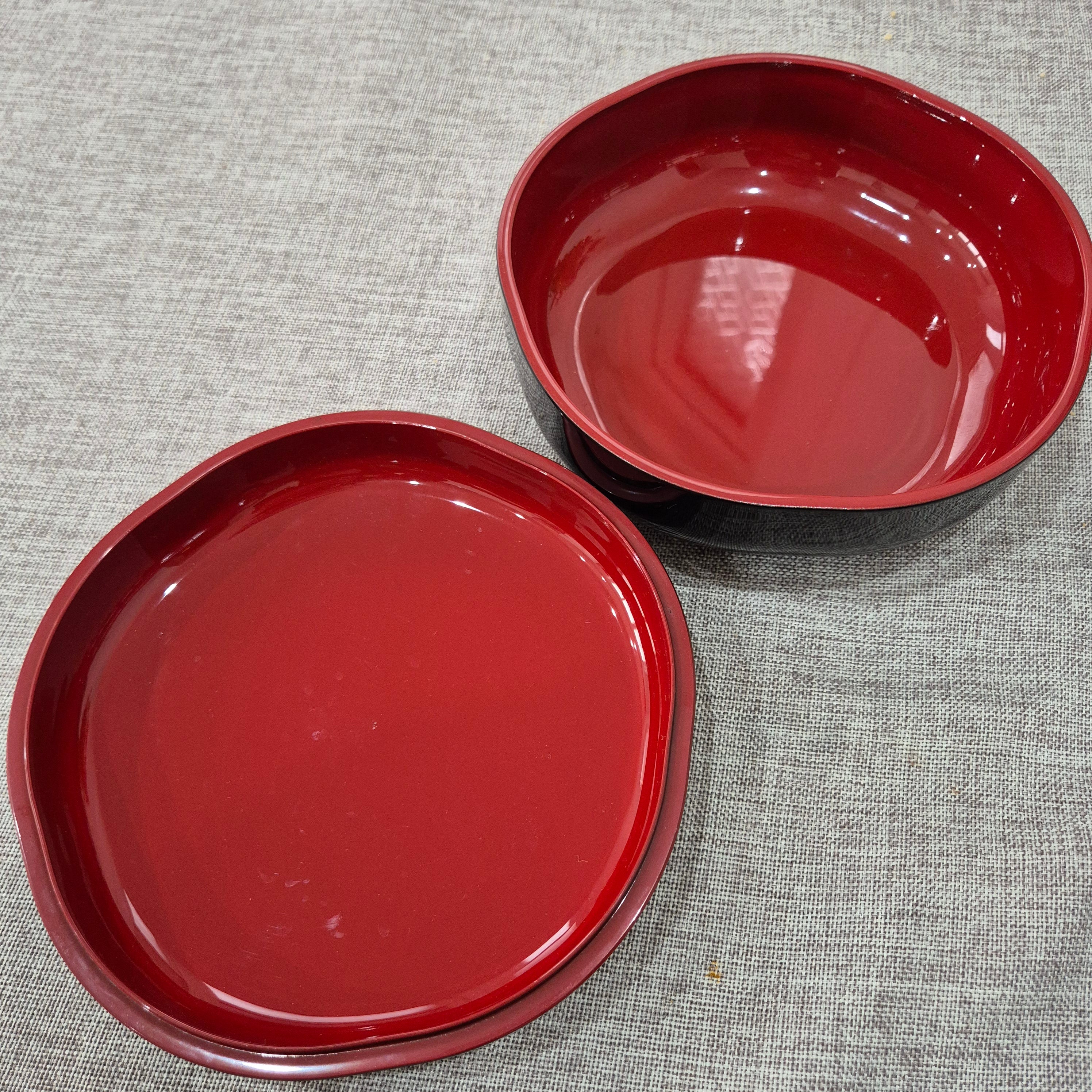 Sumo Lacquerware Candy Container with Lid