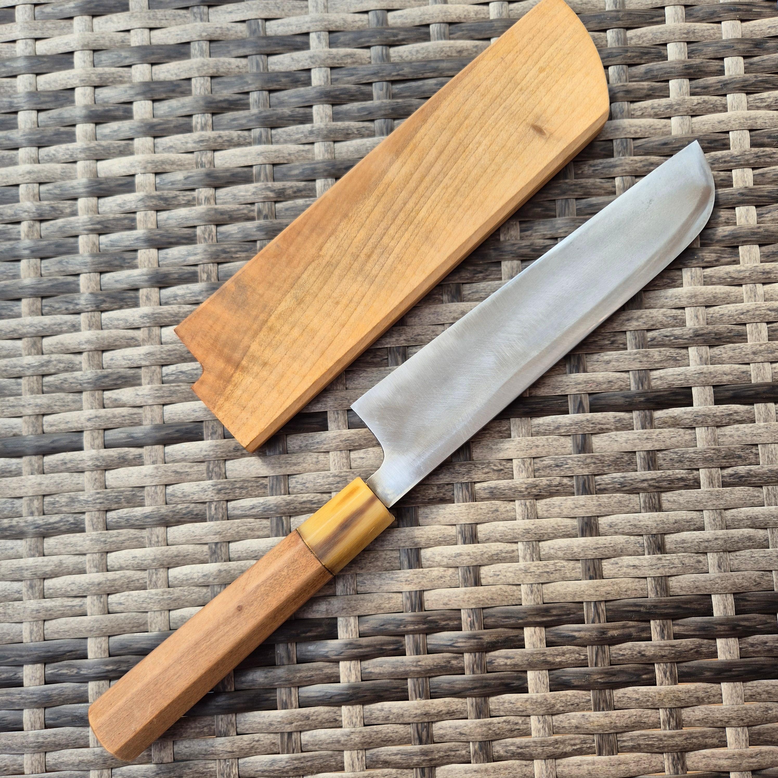 210mm Sukenari Usuba Kamagata